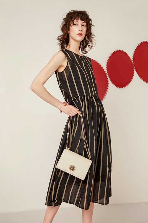 攝影師大林 從服裝靜物到人像攝影的藝術(shù)探索之路