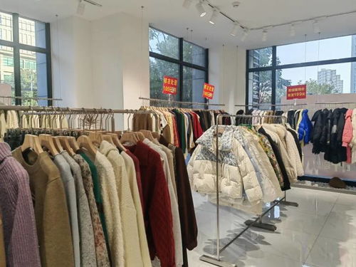 年末清倉潮來襲，杭州服裝工廠真香嗎？艾森絲服飾背后的消費陷阱